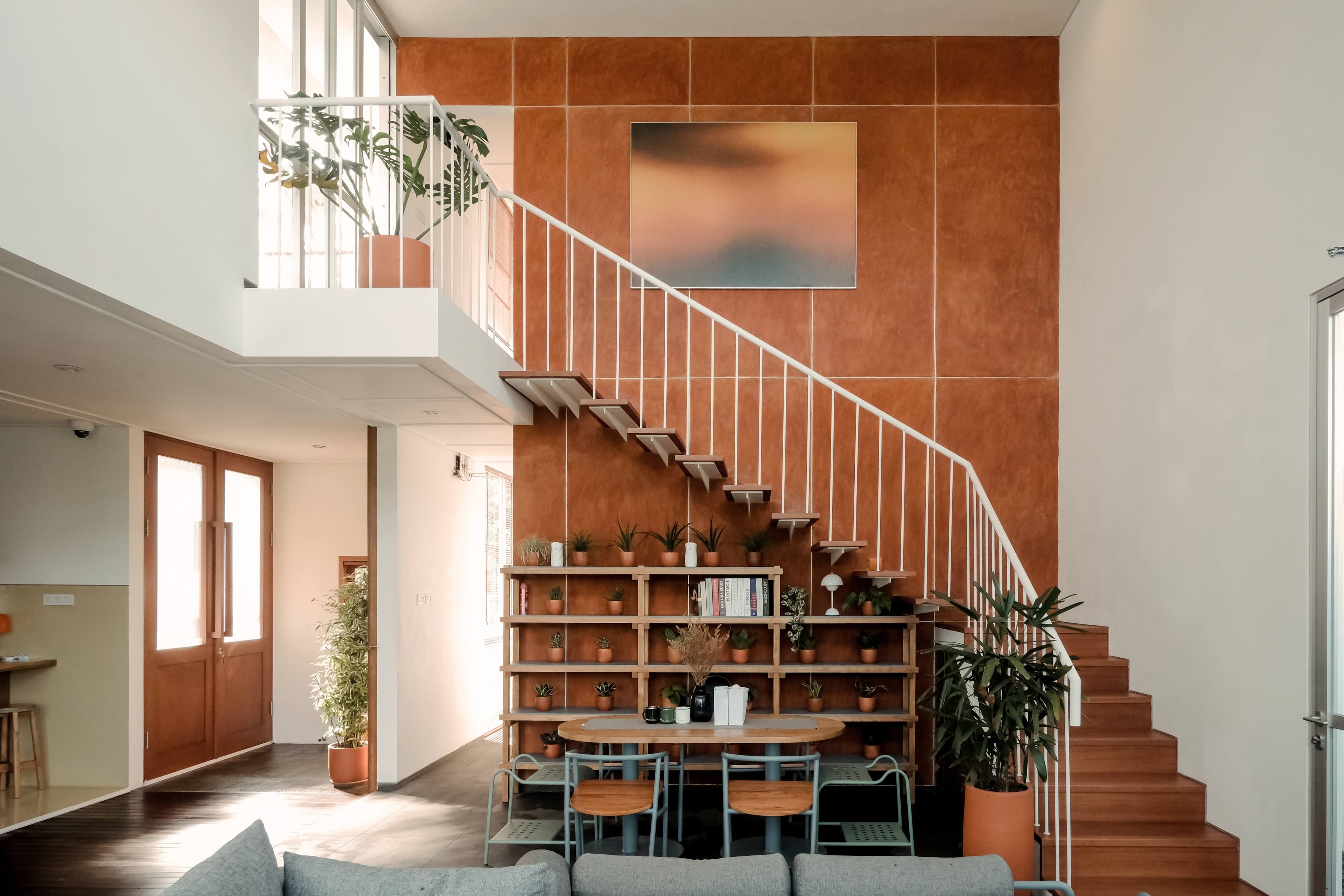 SILAS HOUSE mobile 3